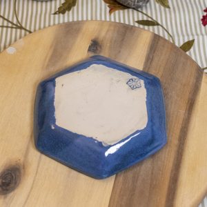 kek-hatszogletes-ekszertarto-a06