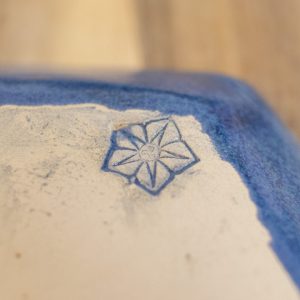 kek-hatszogletes-ekszertarto-a07