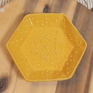 sarga-hatszogletes-ekszertarto-a02